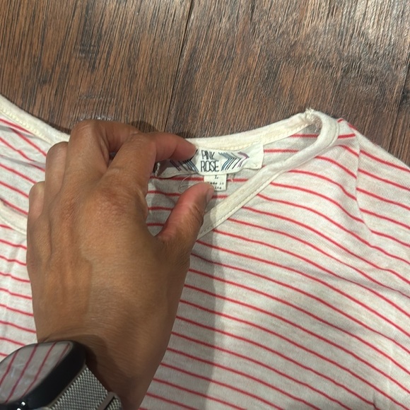 New!! Large PINK ROSE Striped Women's Top - Light Cream with Pink Stripes - Picture 3 of 8